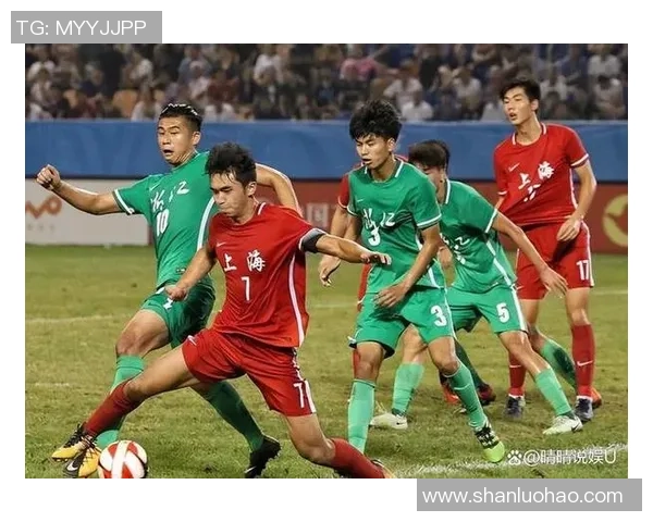 上海羽毛球队灵活性探讨:提升竞技水平与战术应变能力的关键因素 上海羽毛球队灵活性探讨:提升竞技水平与战术应变能力的关键因素